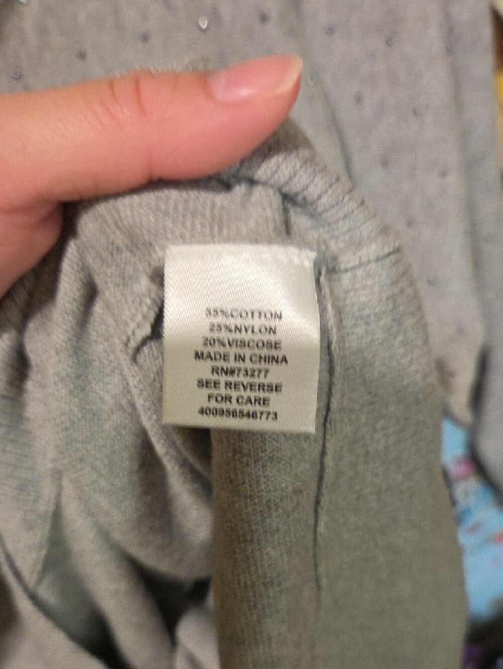 Elle Light Gray V-Neck Sweater with Subtle Rhinestone Detail - Picture 4 of 5